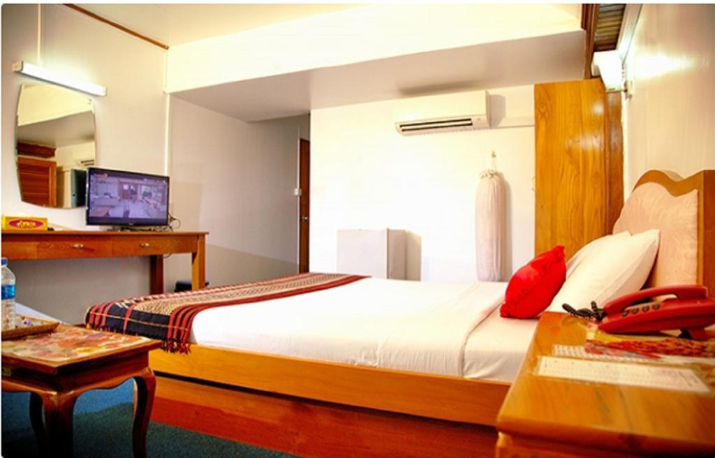 Yoma Hotel Yangon Exterior foto